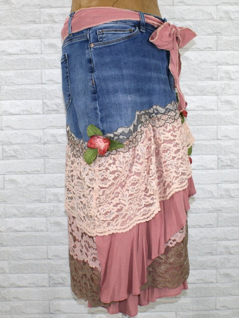 HAND CRAFTED Skirt Denim Blue Jean Upcycled Lace Floral Ruffle Midi Pink 10 - Picture 4 of 15